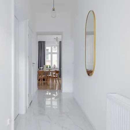 4-bedroom - Private Sauna - Wielopole 7 Краков