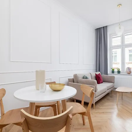 4-bedroom - Private Sauna - Wielopole 7 Διαμέρισμα *