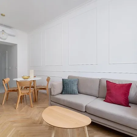 דירה Sonata Apartment - 4Br & Private Sauna - Center קרקוב