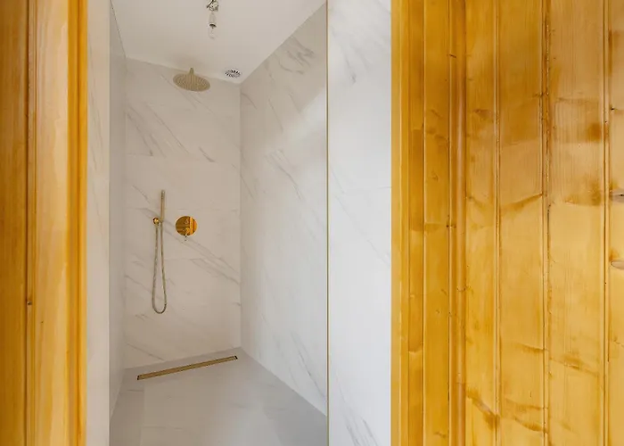 Appartamento 4-bedroom - Private Sauna - Wielopole 7