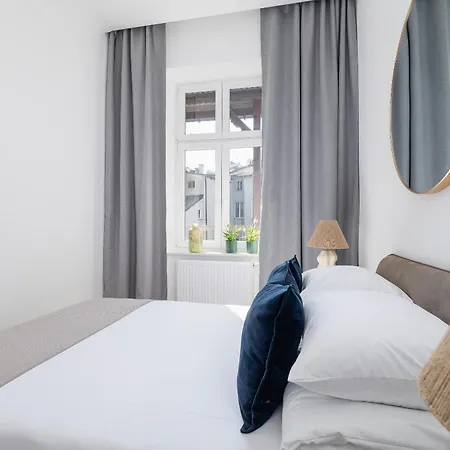 Apartment 4-bedroom - Private Sauna - Wielopole 7 Krakow