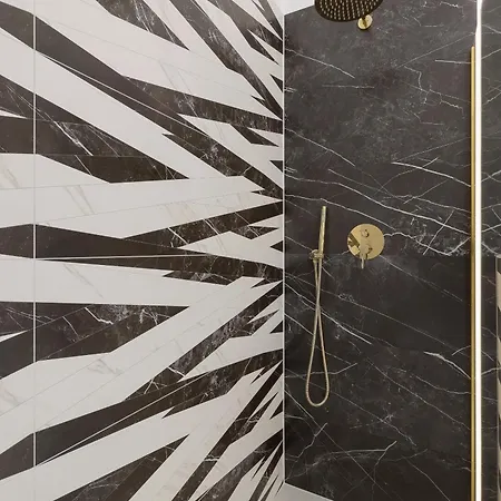 Apartment 4-bedroom - Private Sauna - Wielopole 7